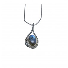 GREEN LABRADORITE DESIGNER NECKLACE