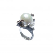 Baroque Pearl Ring