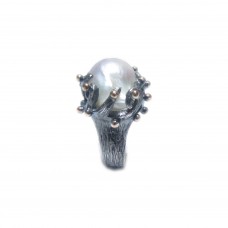 Silver Baroque Pearl Ring