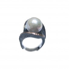 Baroque Pearl Ring